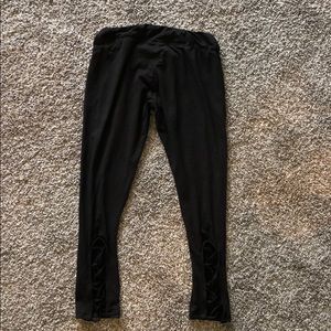 Black workout leggings